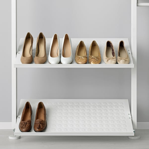 White shoe rack organises up to 7 pairs, with adjustable shelves.
