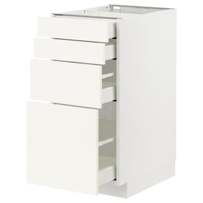A white METOD kitchen unit with four drawers. The clean design smooth-running drawers with a sleek finish.