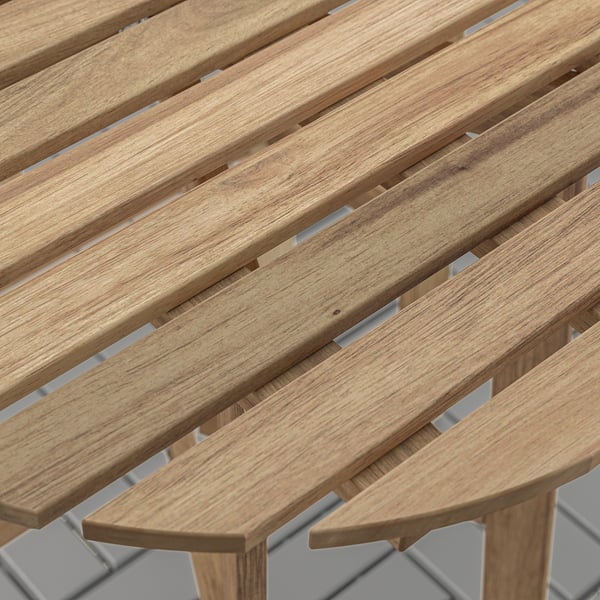 Close-up of an ASKHOLMEN tables smooth, durable hardwood surface, showcasing its fine grain and craftsmanship.