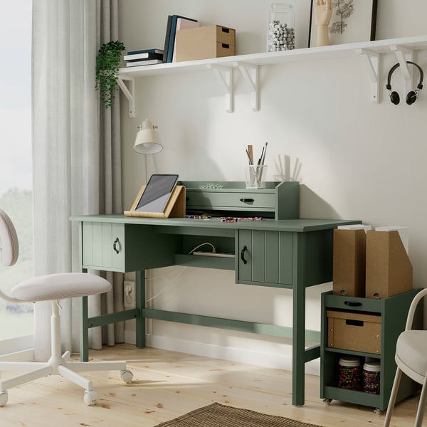 BRYTNING Desk, green, 135x53x75 cm
