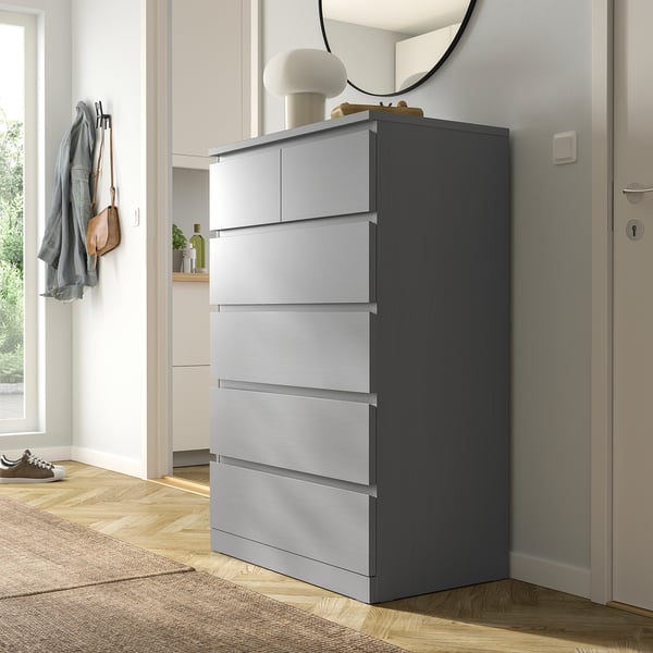 Grey MALM chest with 5 drawers in hallway.