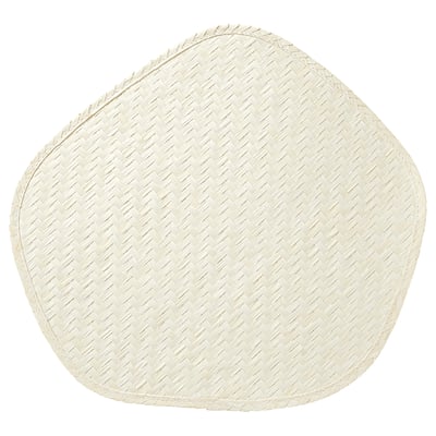 Handwoven pentagonal place mat in natural colour from palm leaf, showcasing a smooth, decorative pattern.