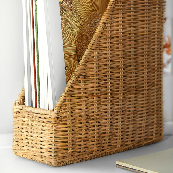 Wicker magazine holder, TRUMMIS, natural colour, handmade, square shape, on desk, containing files.