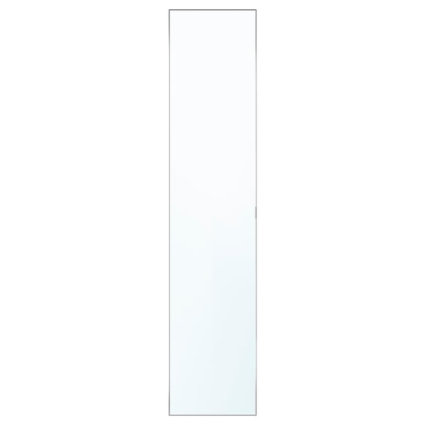 ÅHEIM spejldør, slankt design, høj rektangulær form med reflekterende overflade, minimalistisk ramme, forbedrer pladsen.