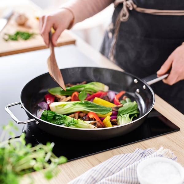 GULDÖRING Stegepande, non-stick rustfrit stål/gråsort, 32 cm