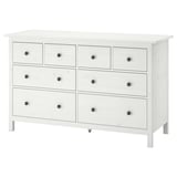 Hvid HEMNES kommode i træ, 6 skuffer, klassisk stil.