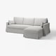 Moderne grå L-formet sofa, let stof, rene linjer, opbevaringschaiselong, hyggelige puder.