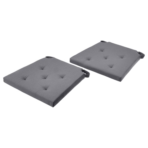 To grå rektangulære hynder med tuftet design, sidebånd, for stolekomfort.