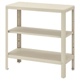 En KOLBJÖRN beige metalreol med tre justerbare, rektangulære hylder. Den har et robust design til alsidig opbevaring.