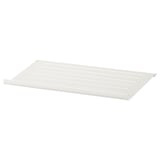 KOMPLEMENT skrå skohylde i metal med konturkant.