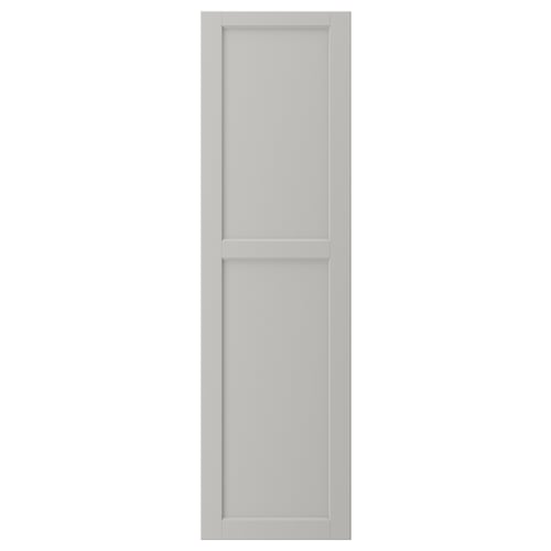 LERHYTTAN lysegrå køkkenlåge i massivt træ, klassiske fasede kanter, indsat finerpanel, traditionelt design.
