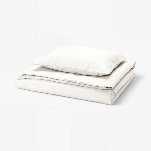 PILTANDVINGE hvidt sengetøjssæt: dyne og pudebetræk, glat polyester-viskose-blanding, perfekt udseende.