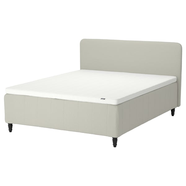 RISHÖJDEN seng: lysegrå, polstret hoved og fodbræt, beige madras, træben.