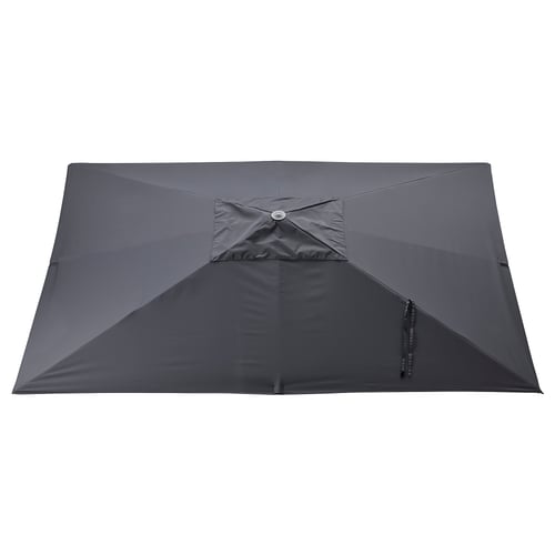 Grå SEGLARÖ parasolsejl, firkantet form, lavet af upf 50+ polyester til uv-beskyttelse.
