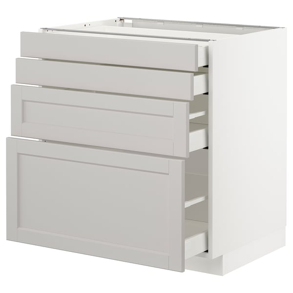 Light grey METOD kitchen cabinet with bevelled edges and pull-out drawers. Modern design, classic look.