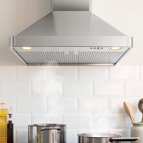 Stainless steel hood, 3 speeds, led lights. Efficiently illuminates & ventilates stovetop.