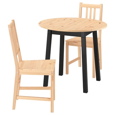 PINNTORP Laud ja 2 tooli, peitsitud helepruun must peits/peitsitud helepruun mänd, 85 cm