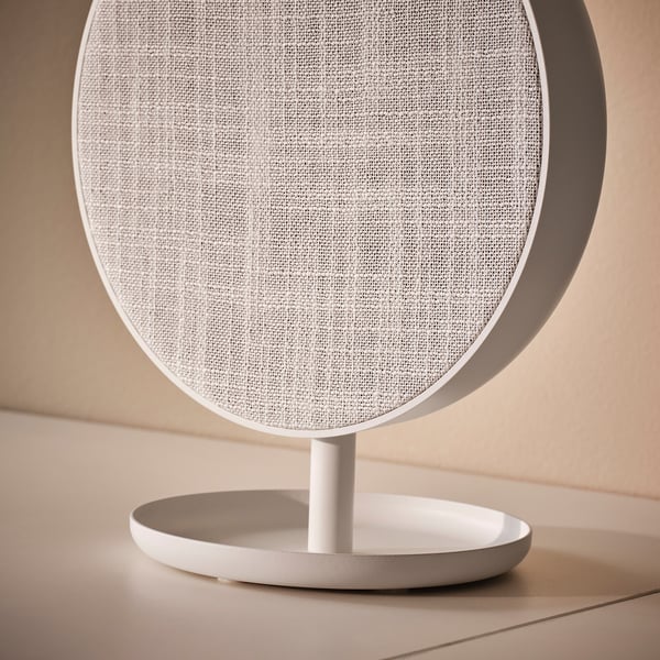 SOLSKYDD Kaasaskantav Bluetooth-kõlar, valge, 19 cm