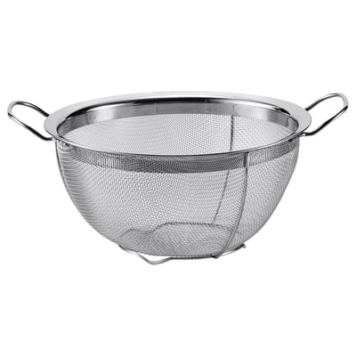 Stainless steel KLOCKREN colander with sturdy handles for easy rinsing and draining.