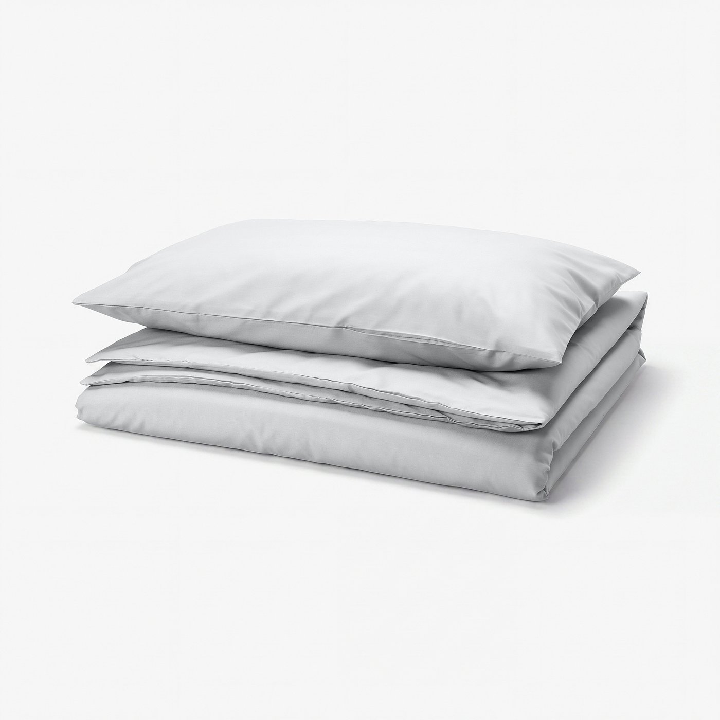 PILTANDVINGE grey bedding set with smooth fabric and envelope pillowcases.
