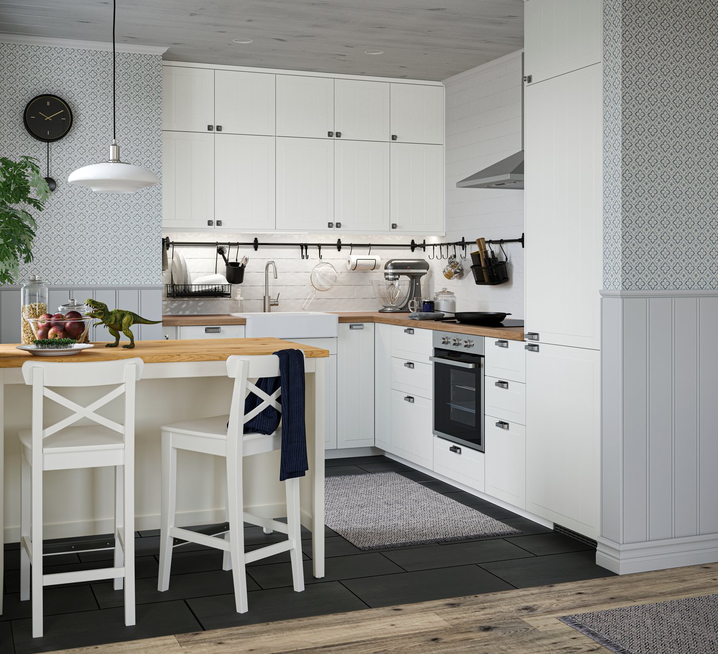 A white STENSUND door in the kitchen