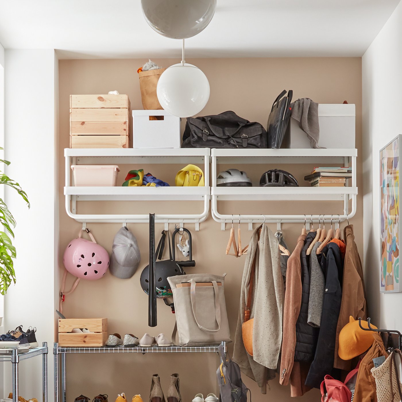 Delightful hallway wall ideas that upgrade your living space