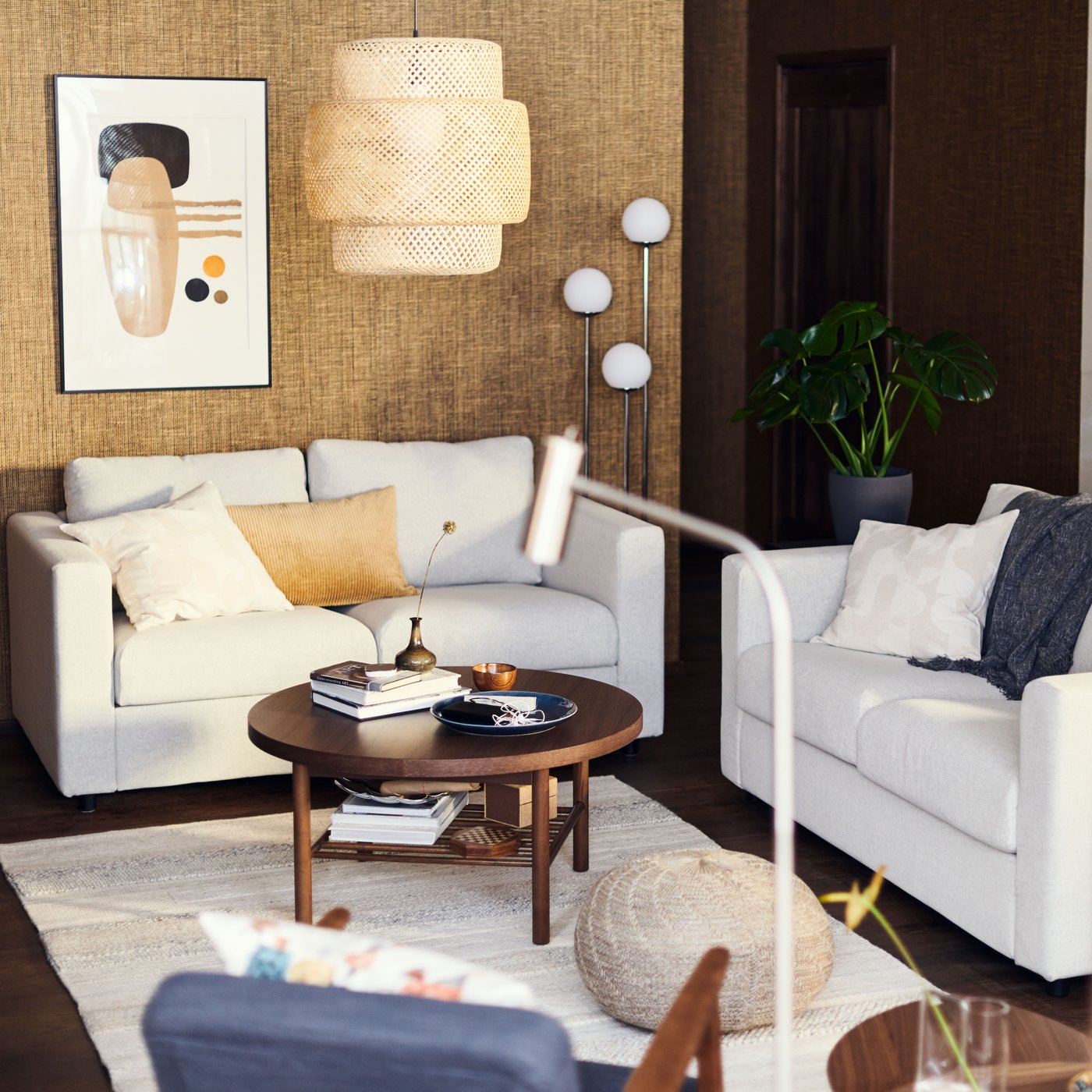 A beige RÖDASK cushion cover