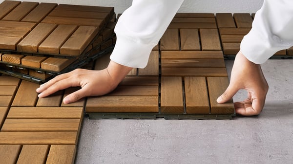 An acacia RUNNEN floor decking, outdoor outside