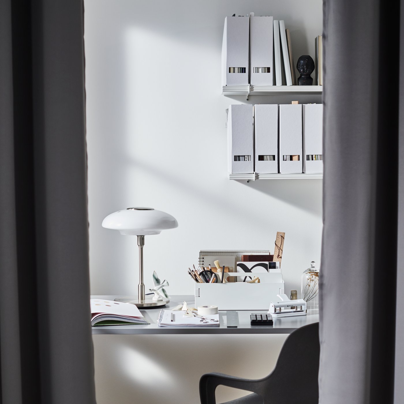 KVISSLE magazine file for organising magazines, documents and office papers neatly