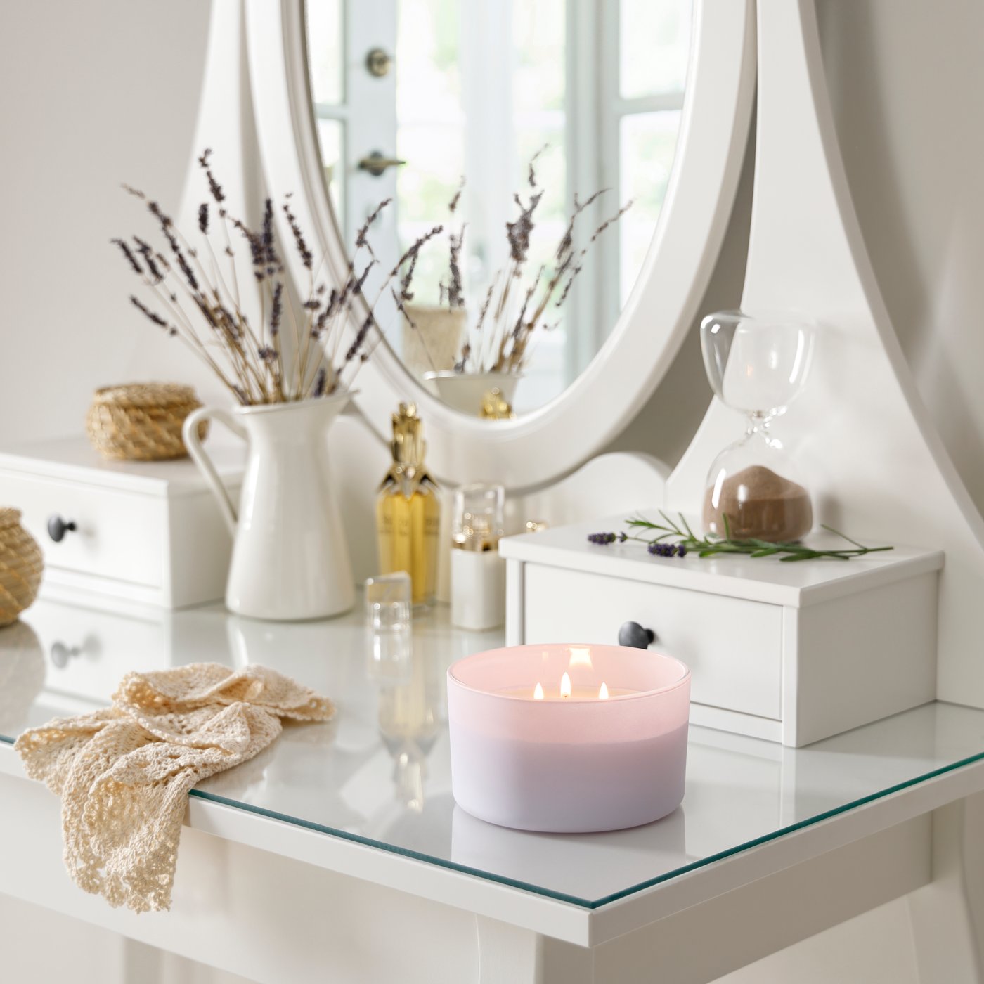 Candela profumata Lavender bliss/purple GOLIATTUJA in vetro, 3 stoppini