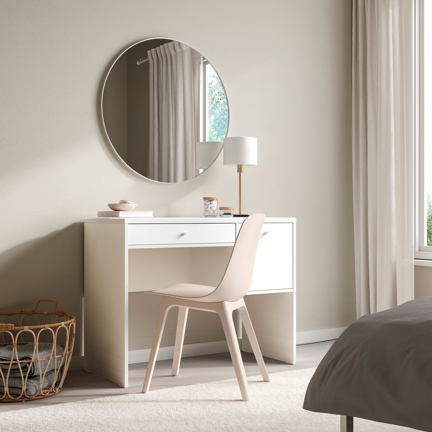 A white SYVDE dressing table in the bedroom