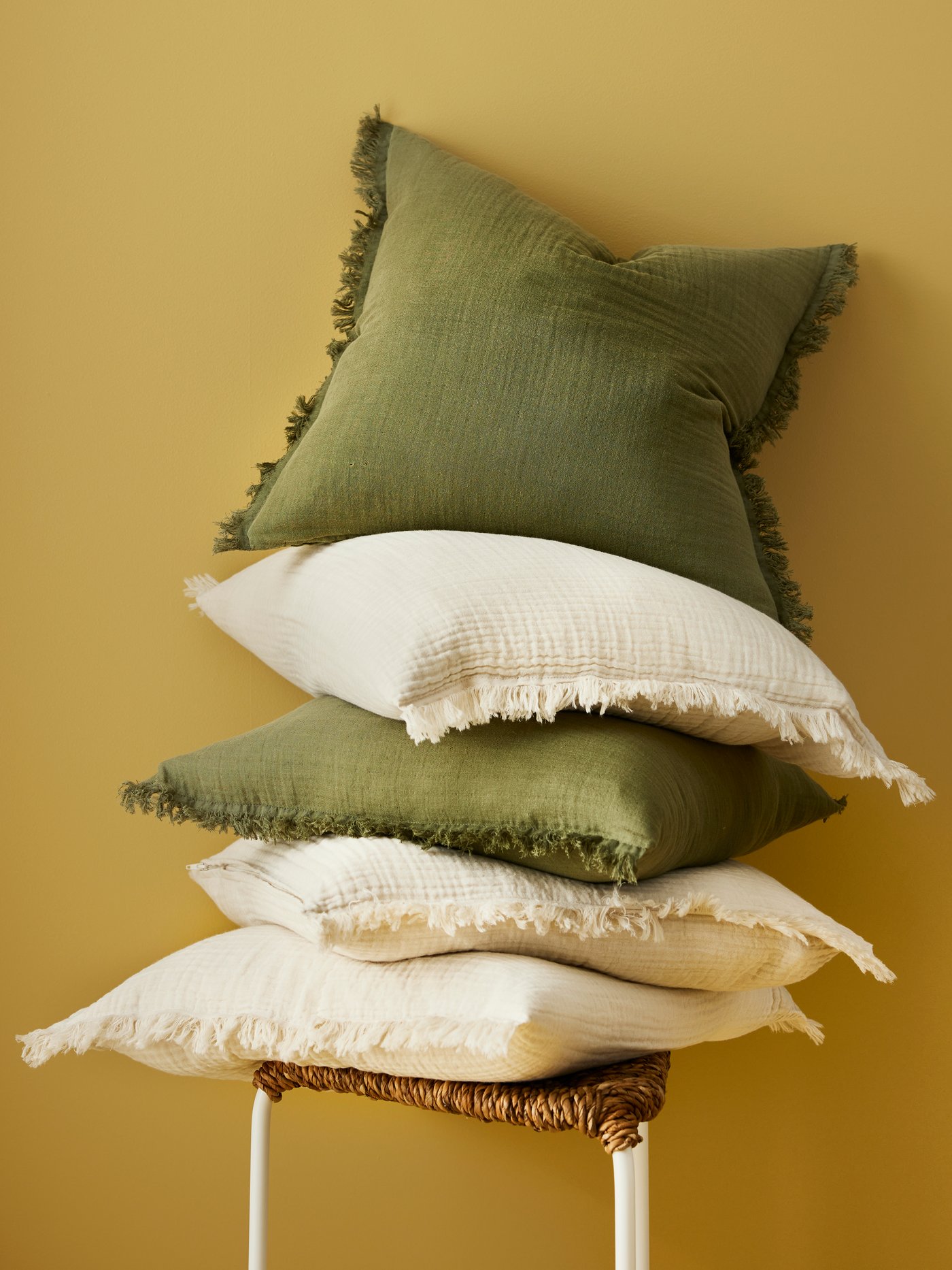 Cushions & cushions covers