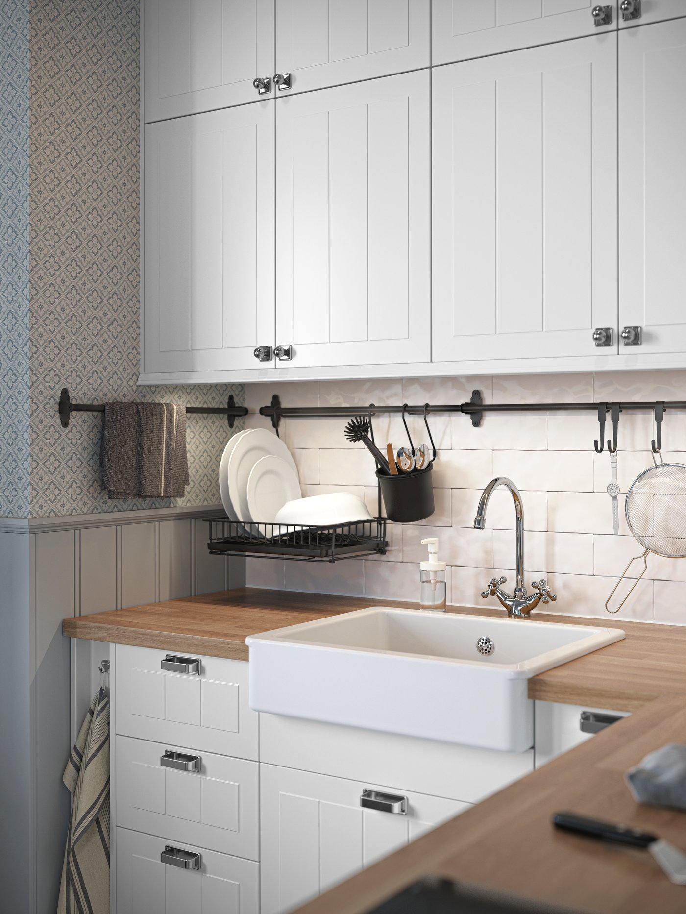 A white STENSUND door in the kitchen