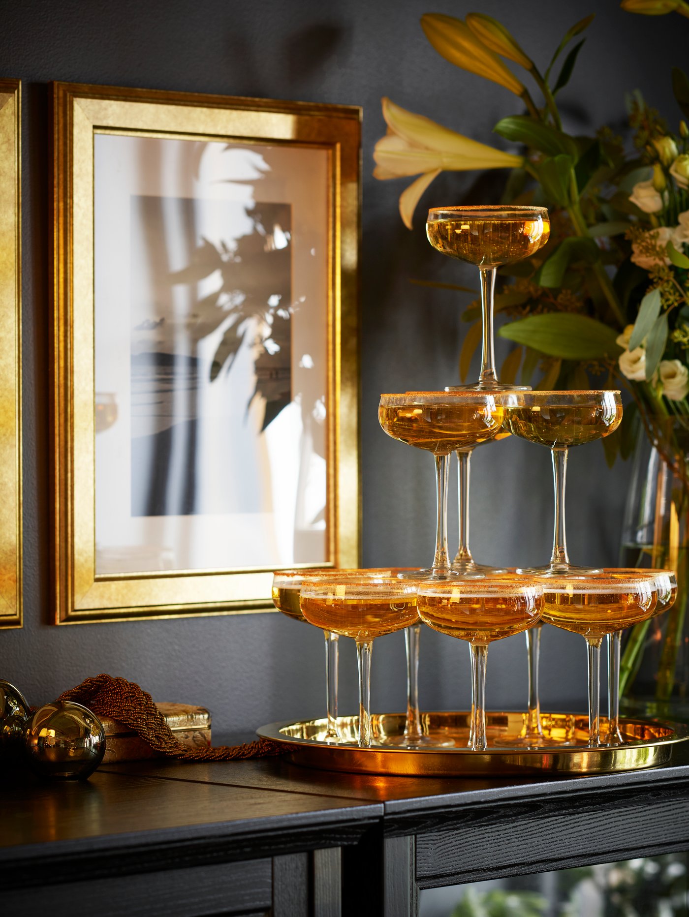 Un vase BERÄKNA en verre clair dans le salon