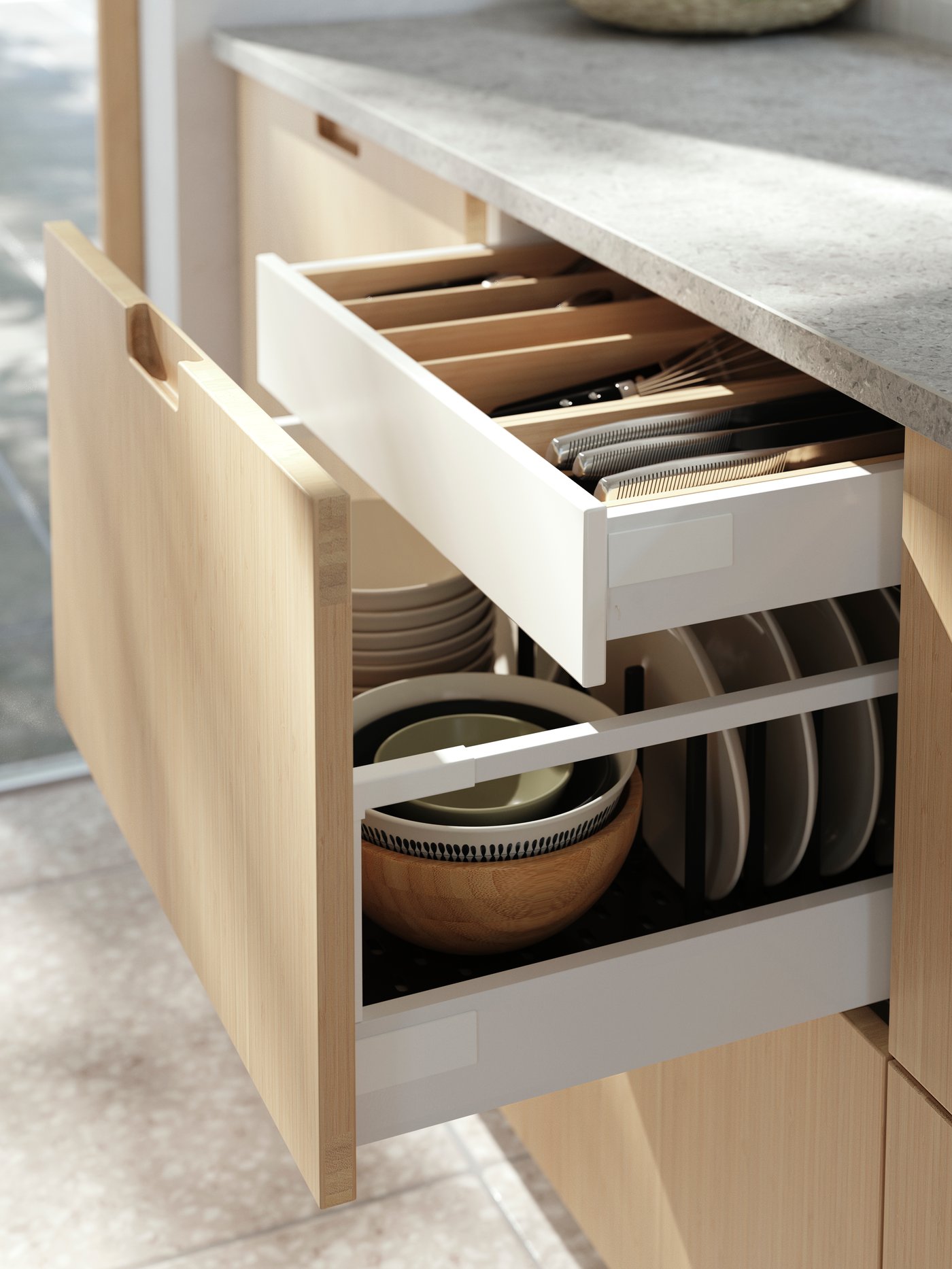 A light bamboo UPPDATERA cutlery tray