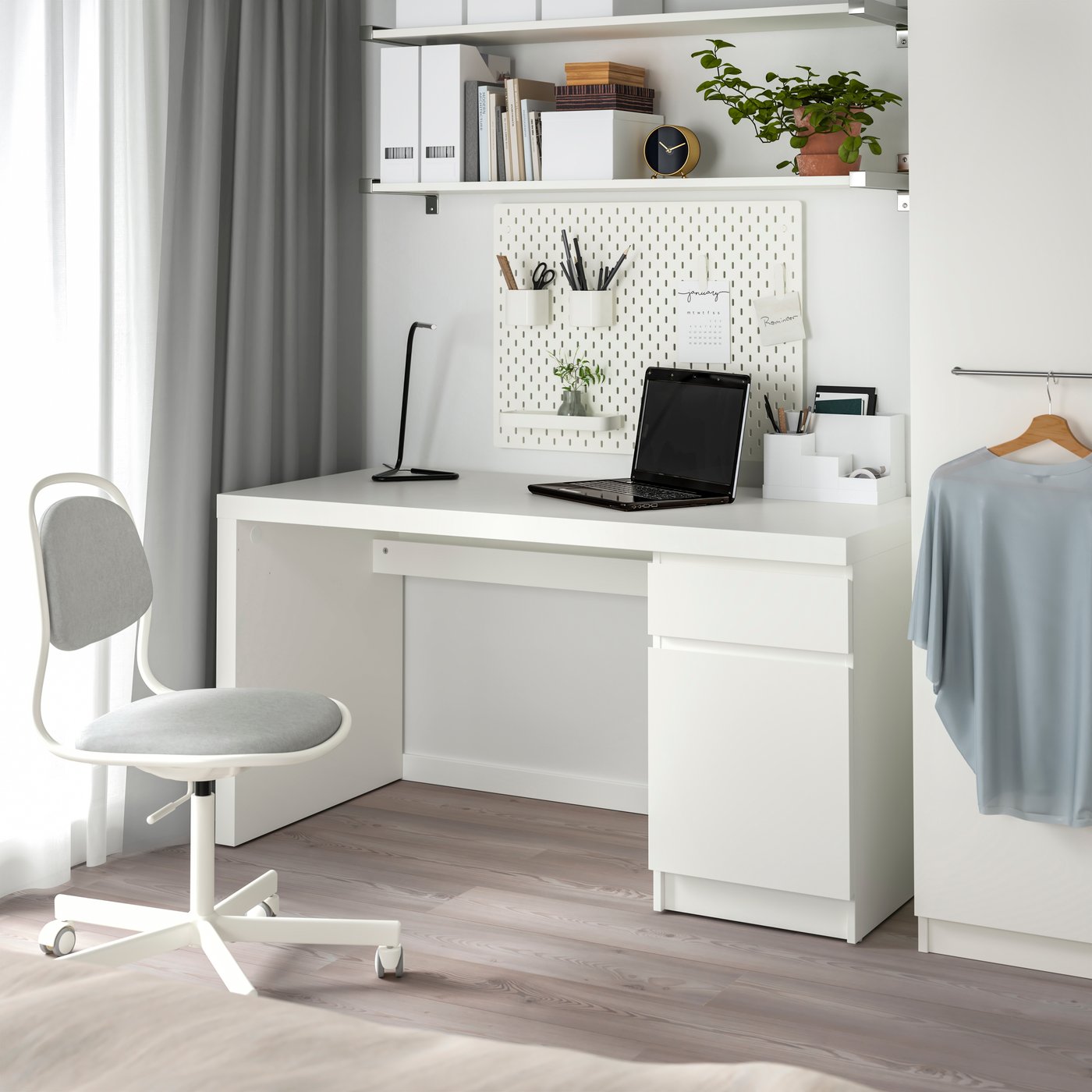 A white MALM desk