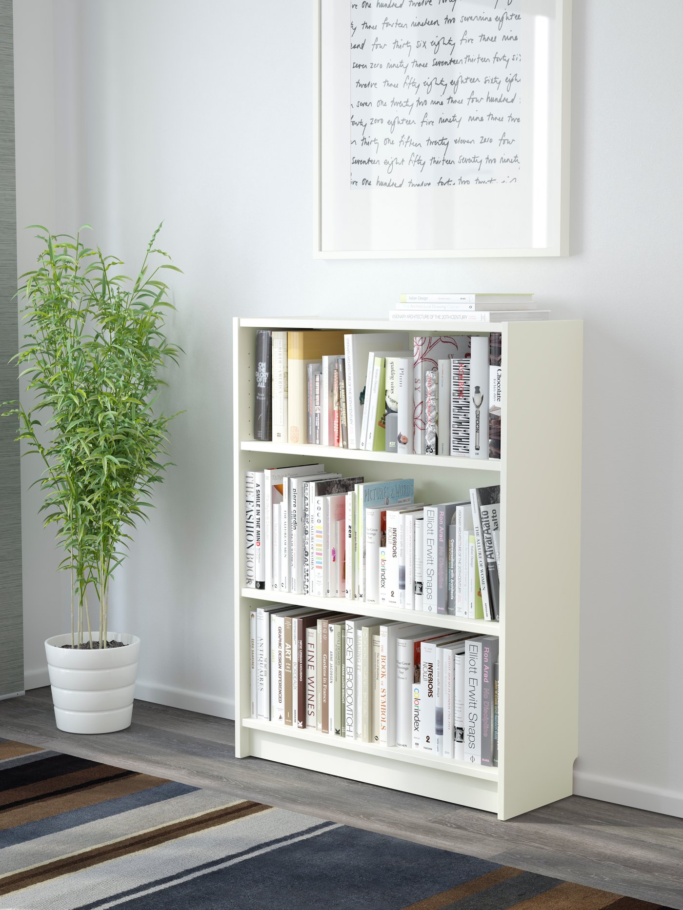 Librero blanco BILLY con libros en su interior