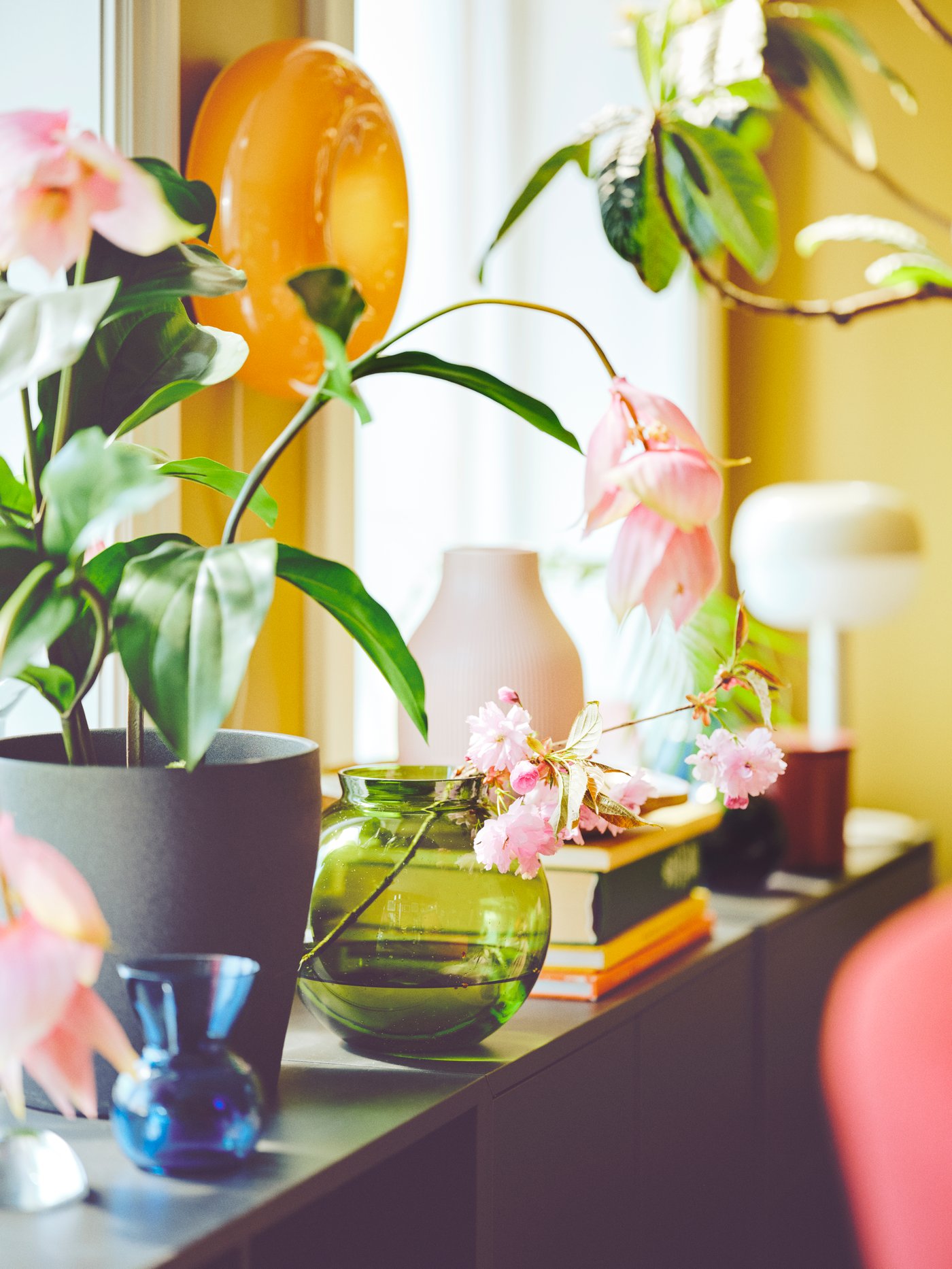 A green KONSTFULL vase