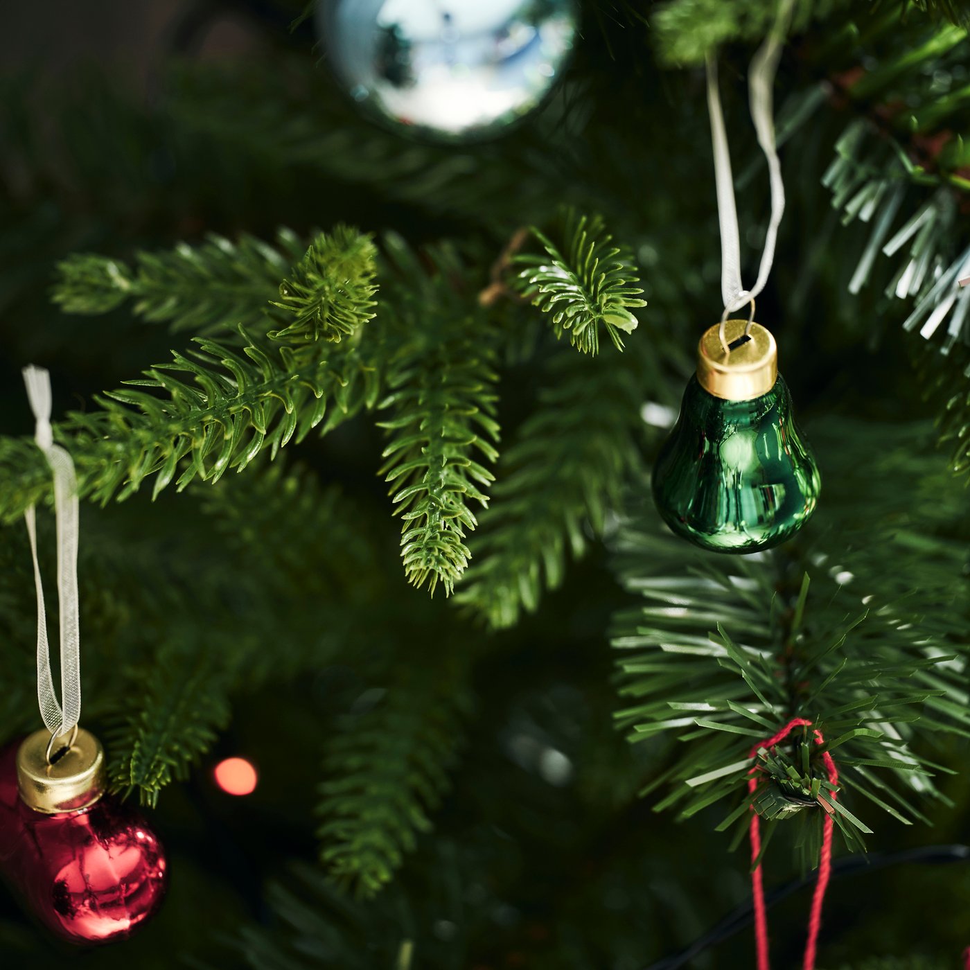 Gros plan sur le sapin de Noël