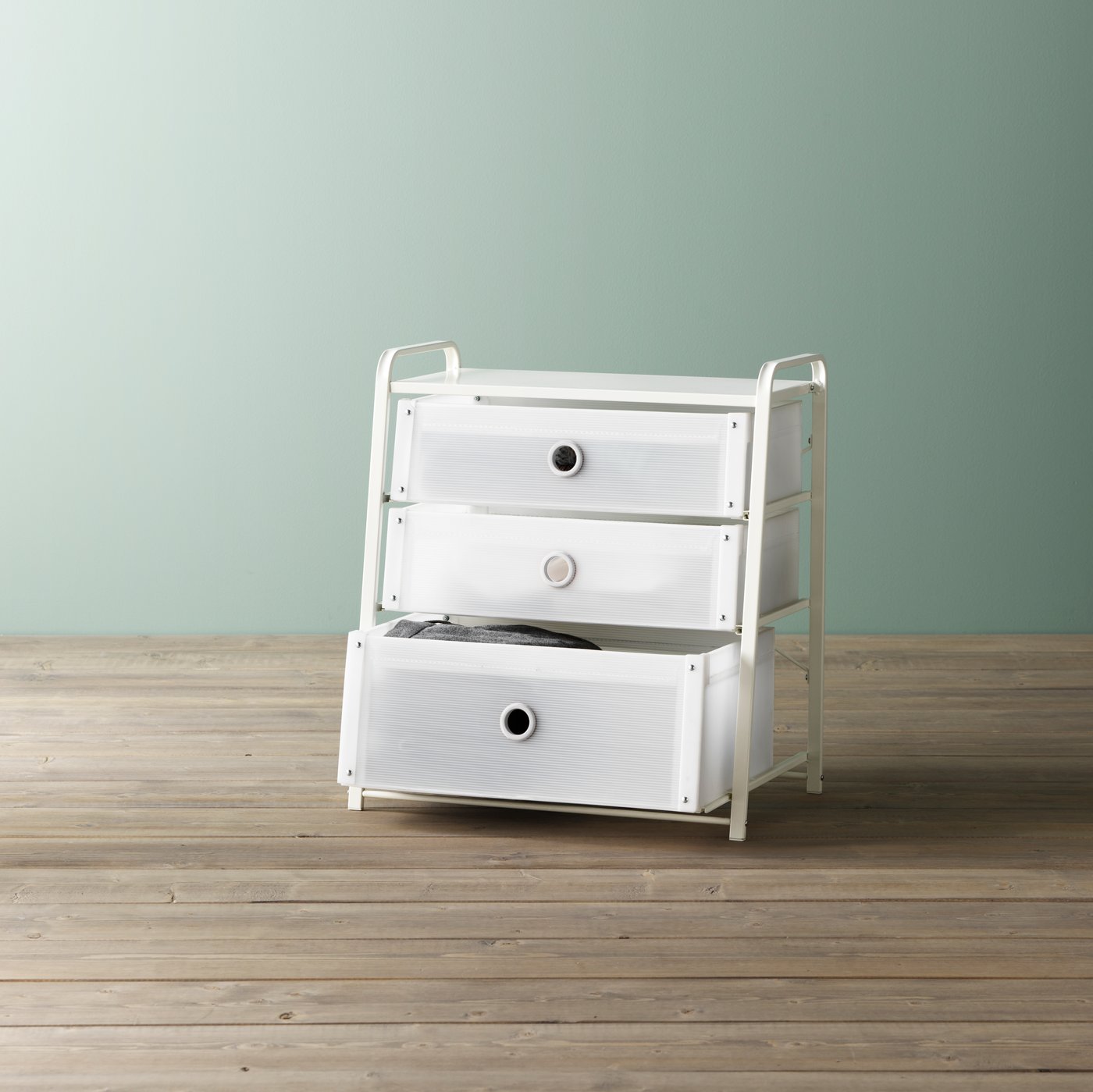 A white LOTE chest of 3 drawers