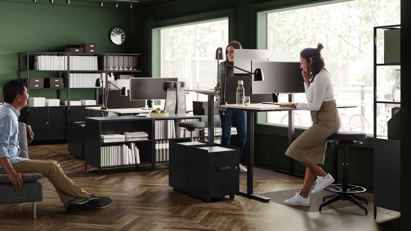 A white/black BEKANT desk
