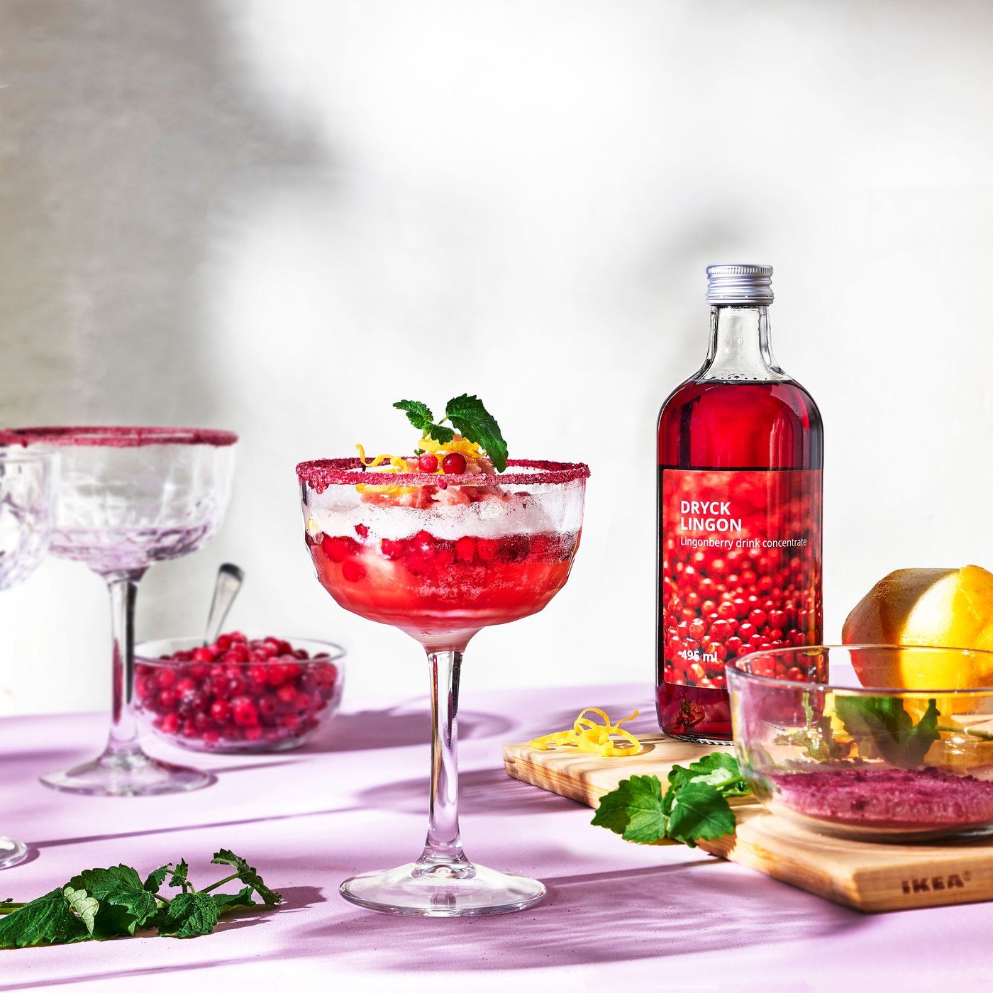 Lingonberry sorbet drink