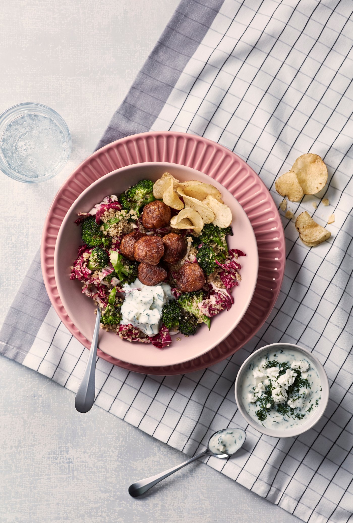 Albóndigas de proteína vegetal HUVUDROLL congeladas