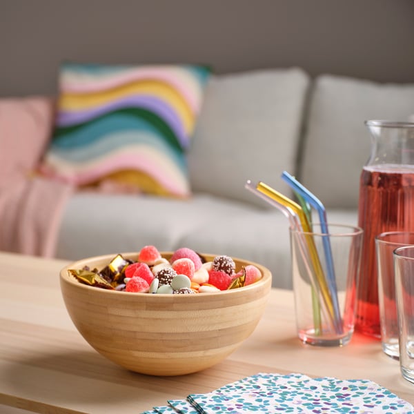 A bamboo BLANDA MATT serving bowl in the living room
