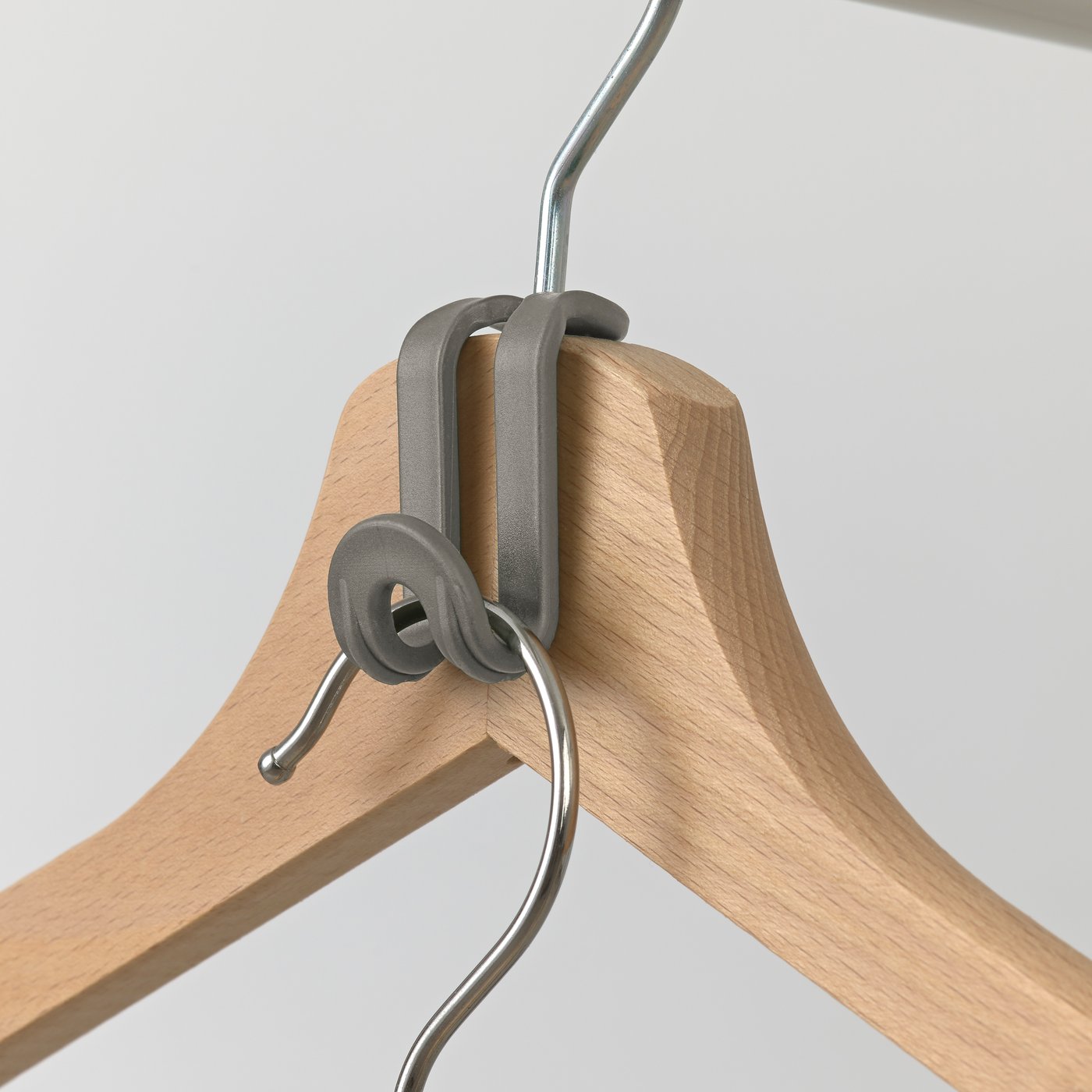 A grey OMTRENT hanger connector