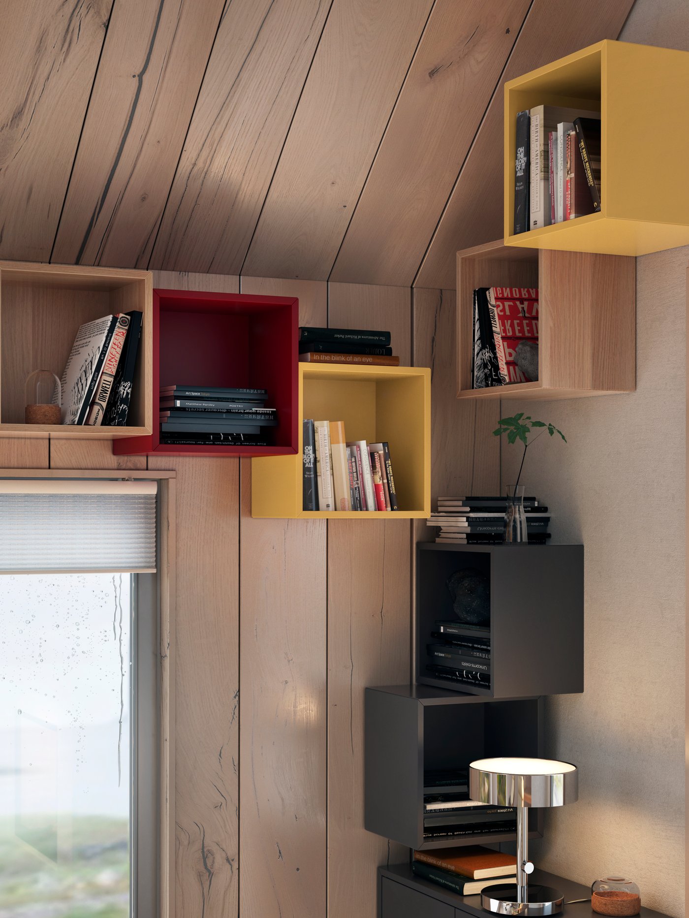 Estantes modulares EKET de colores madera, rojo, amarillo y negro con libros y adornos en la intersección de 2 paredes con el techo.