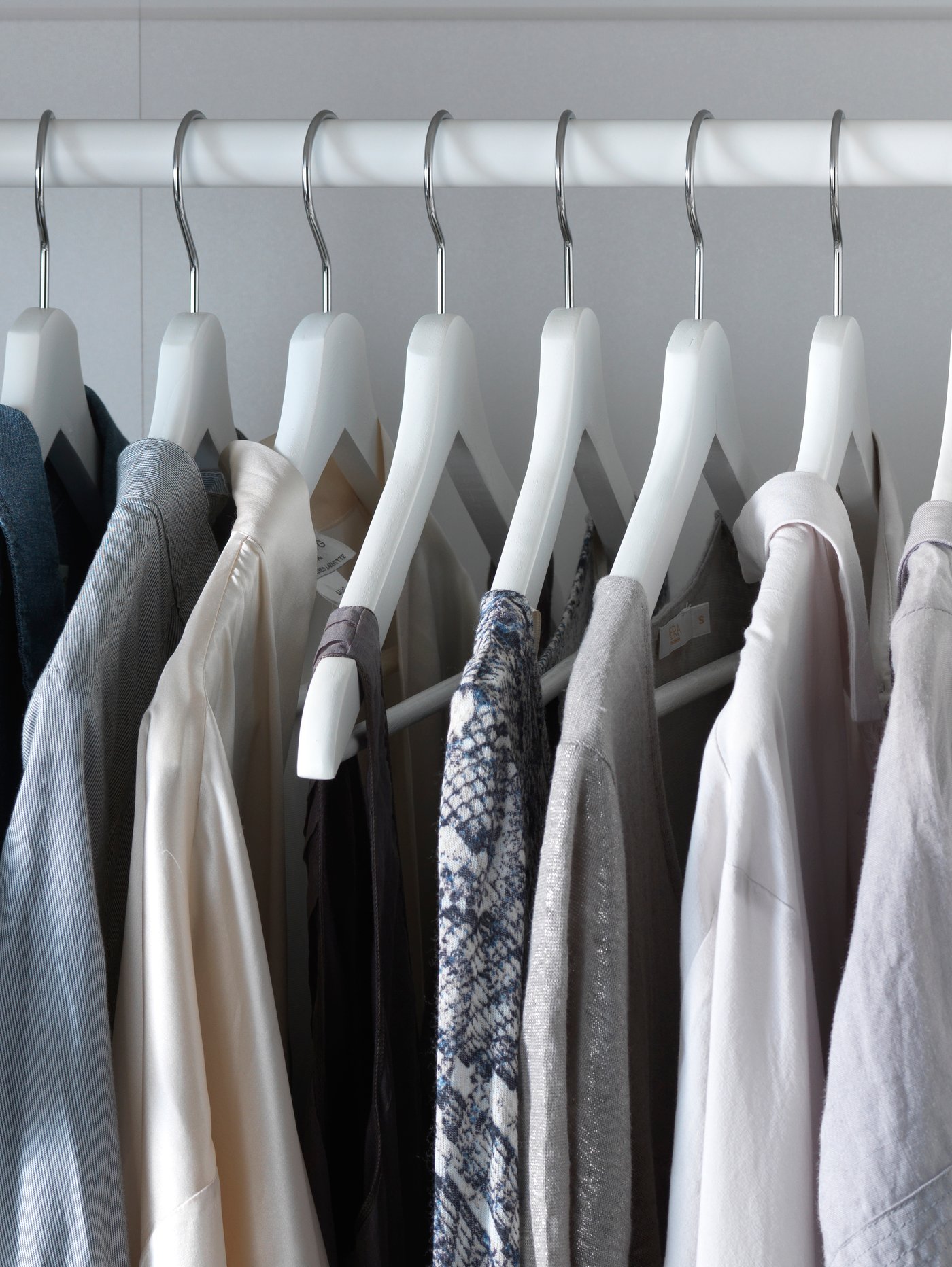 A white BUMERANG hanger