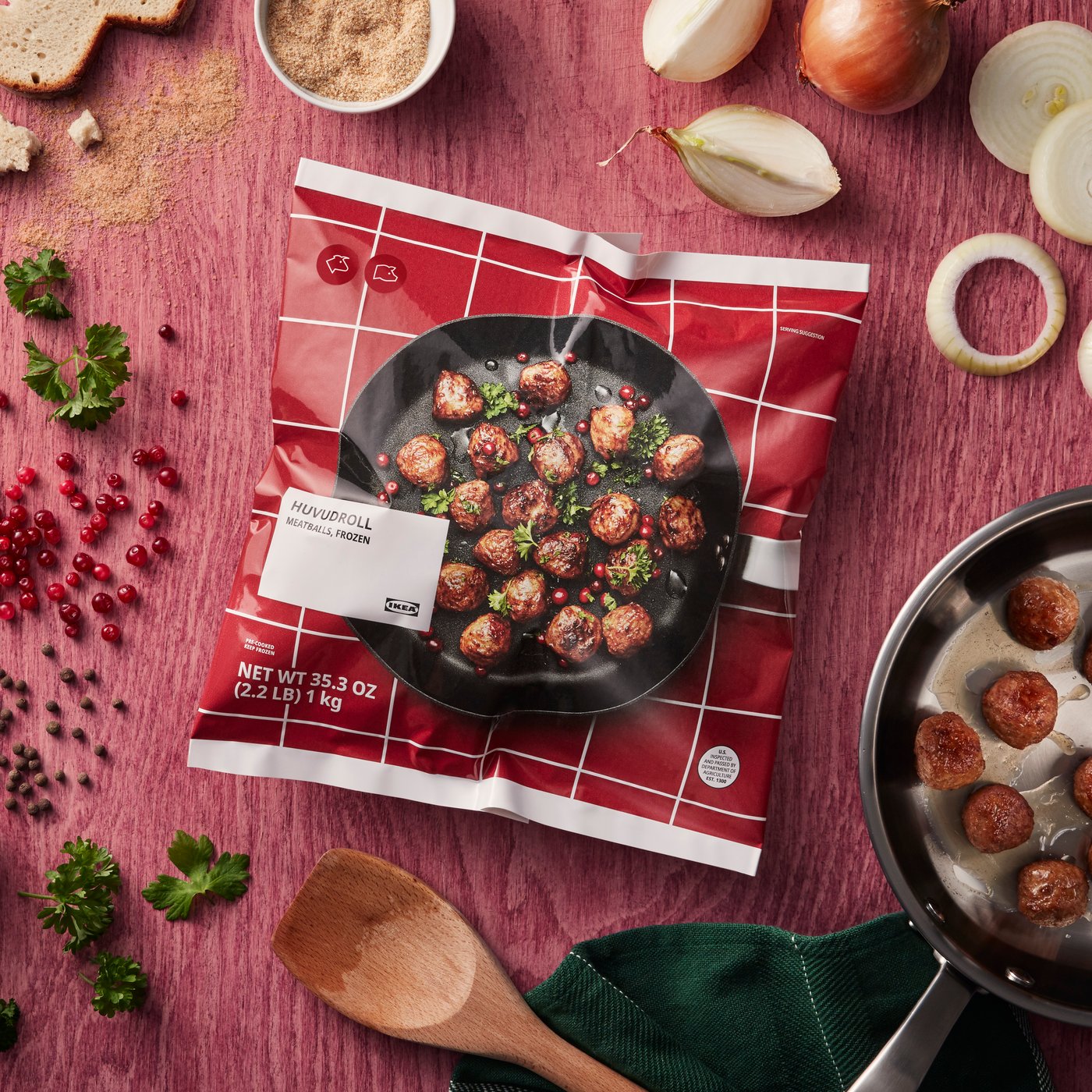 A frozen HUVUDROLL meatballs