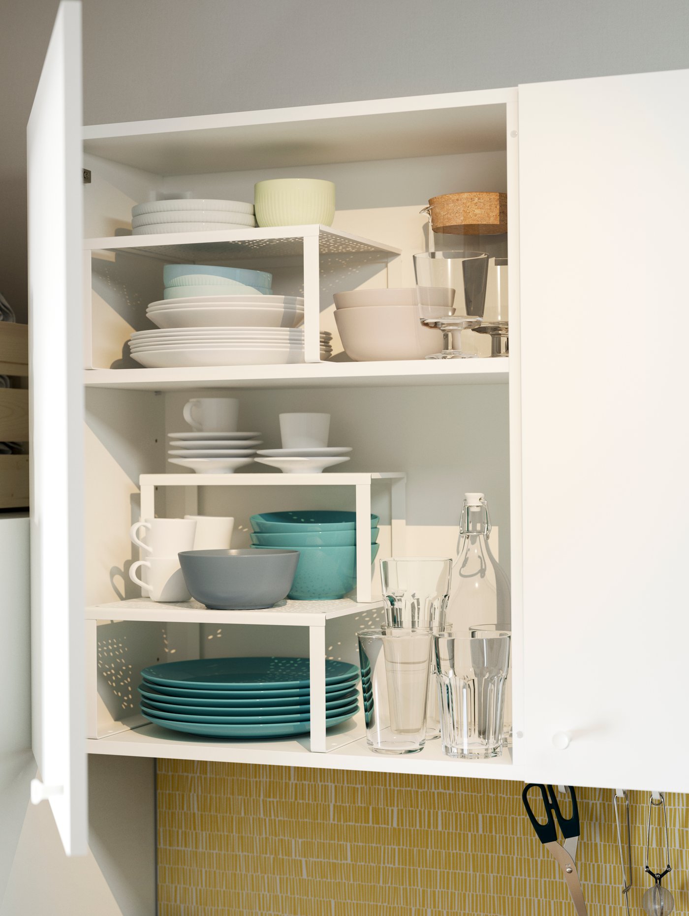 A beige DINERA bowl in the kitchen