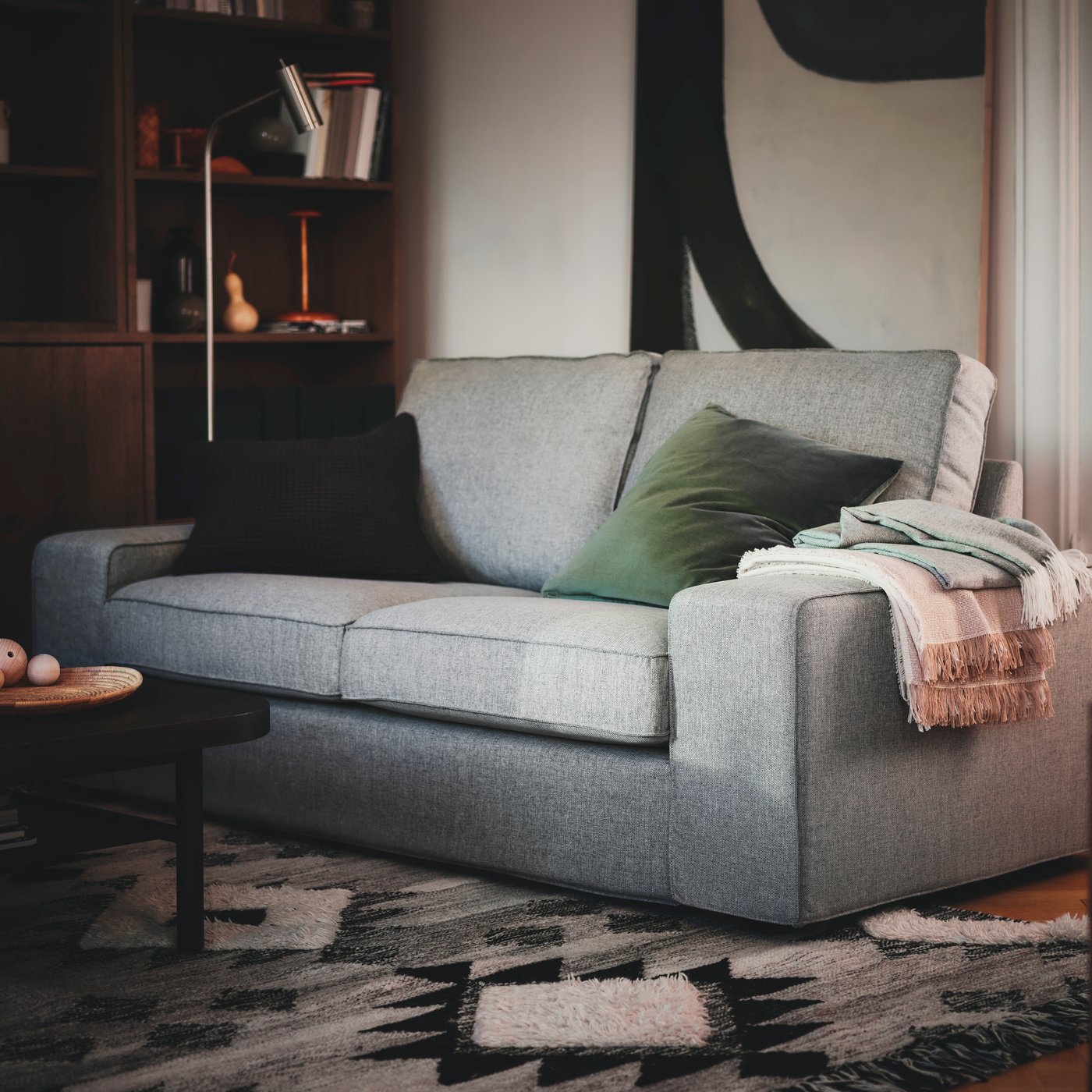 A handmade/grey black TANNISBY rug, flatwoven